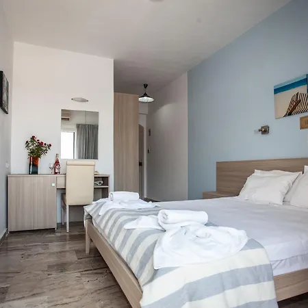 Myrtis Hotel 2*