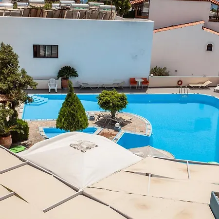 Myrtis Hotel 2*